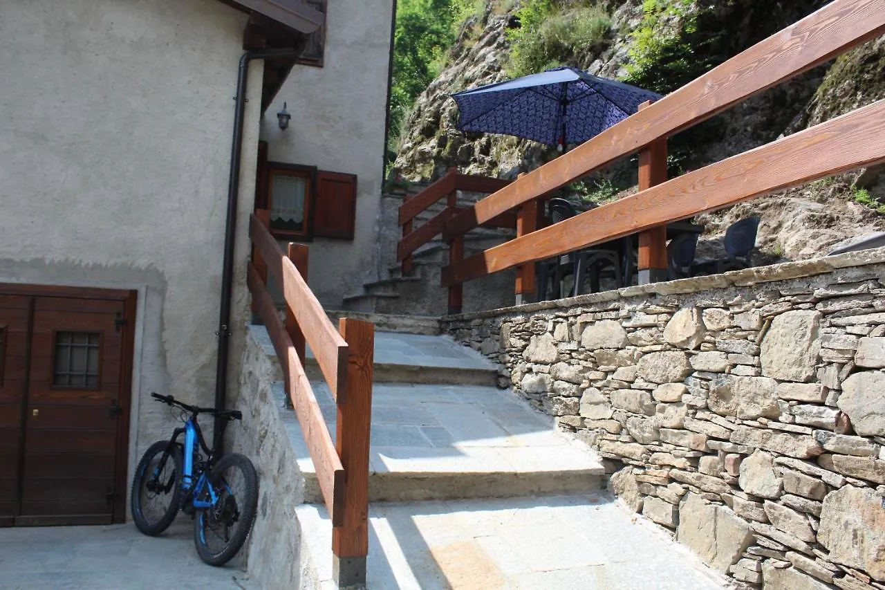 Rustico Villa Premana Lodge